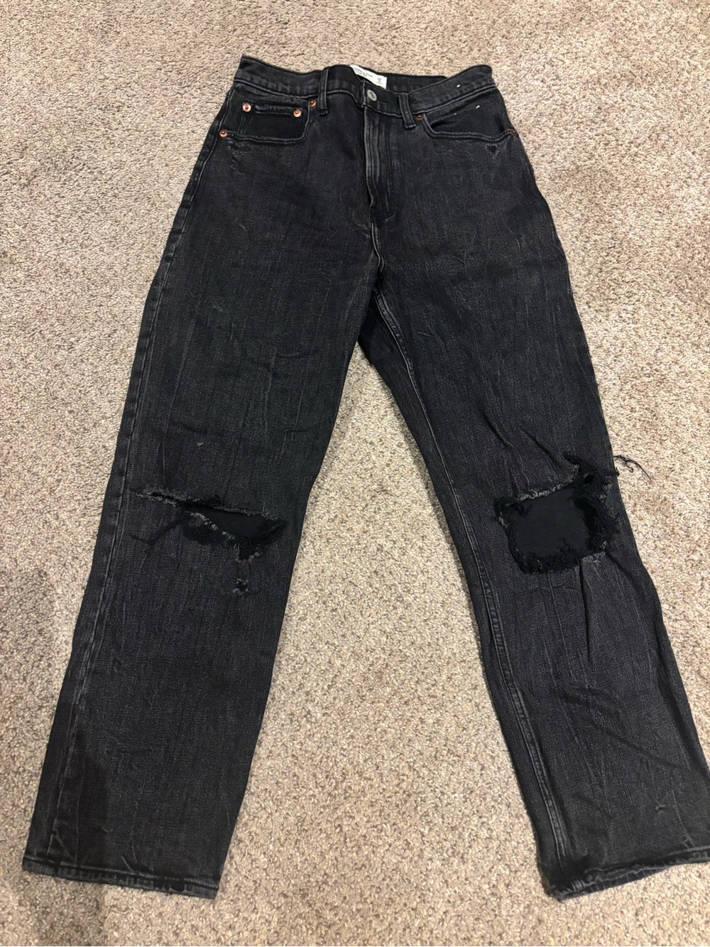 Abercrombie & Fitch Women’s Ankle Black Straight Leg Ripped Jeans